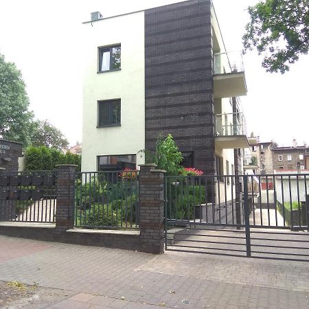 Luxury Apartment With Own Parking Chorzów Exteriör bild